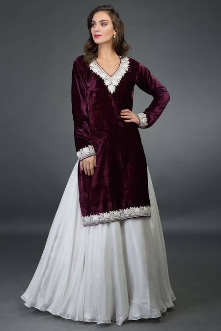 Buy_Talking Threads_Off White Silk Velvet V Neck Kurta With Skirt Set_Online_at_Aza_Fashions