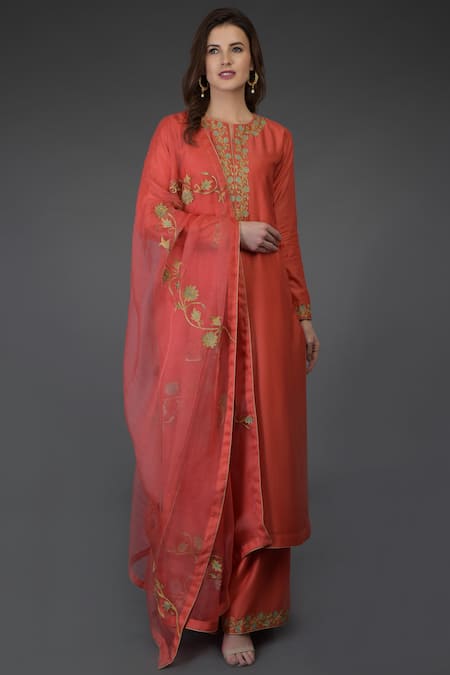 Talking Threads Chanderi Embroidered Kurta Set 