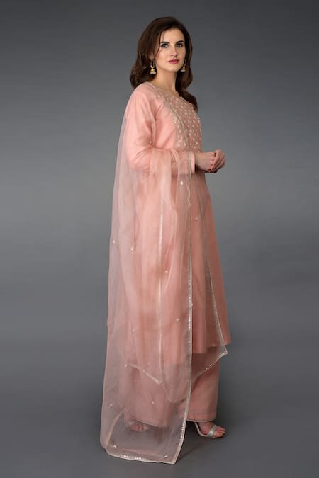 Talking Threads Pink Dupatta- Organza Silk, Kurta, Pant- Chanderi Pearl, Bead, Embroidered Set Online at Aza Fashions Talking Threads_Pink Dupatta- Organza Silk, Kurta, Pant- Chanderi Pearl, Bead, Embroidered Set _Online_at_Aza_Fashions