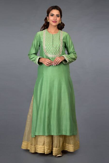 Buy Talking Threads Green Dupatta- Organza Silk, Kurta, Pant- Chanderi Pearl, Bead, Embroidered Set Online at Aza Fashions Buy_Talking Threads_Green Dupatta- Organza Silk, Kurta, Pant- Chanderi Pearl, Bead, Embroidered Set _Online_at_Aza_Fashions