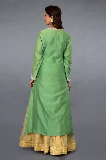Shop Talking Threads Green Dupatta- Organza Silk, Kurta, Pant- Chanderi Pearl, Bead, Embroidered Set Online at Aza Fashions Shop_Talking Threads_Green Dupatta- Organza Silk, Kurta, Pant- Chanderi Pearl, Bead, Embroidered Set _Online_at_Aza_Fashions