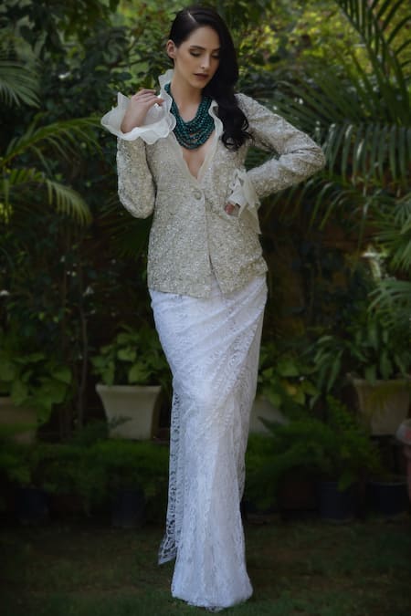 Talking Threads Saree with Embroidered Jacket 