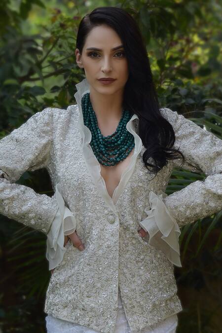 Talking Threads_Off White Satin Silk, Heavy Silk, Lace V Neck Saree With Embroidered Jacket _Online_at_Aza_Fashions