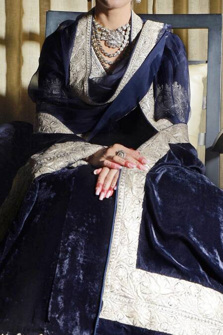 Talking Threads Blue Silk Velvet V Neck Kurta And Bridal Lehenga Set at Aza Fashions Talking Threads_Blue Silk Velvet V Neck Kurta And Bridal Lehenga Set _at_Aza_Fashions