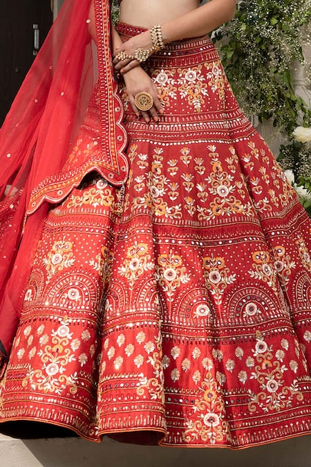 Shop Tamaraa By Tahani Red Silk And Net Mirror, Sequin, Bead & Cutdana Sweetheart Neck Bridal Lehenga Set Online at Aza Fashions Shop_Tamaraa By Tahani_Red Silk And Net Mirror, Sequin, Bead & Cutdana Sweetheart Neck Bridal Lehenga Set _Online_at_Aza_Fashions