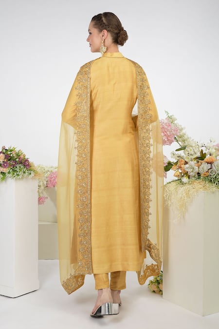 Shop Talking Threads Gold Silk Organza Zardozi Embroidered Dupatta at Aza Fashions Shop_Talking Threads_Gold Silk Organza Zardozi Embroidered Dupatta _at_Aza_Fashions