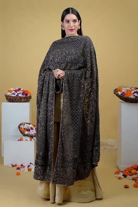 Buy Talking Threads Black Pure Georgette Chikankari Embroidered Dupatta Online at Aza Fashions Buy_Talking Threads_Black Pure Georgette Chikankari Embroidered Dupatta _Online_at_Aza_Fashions