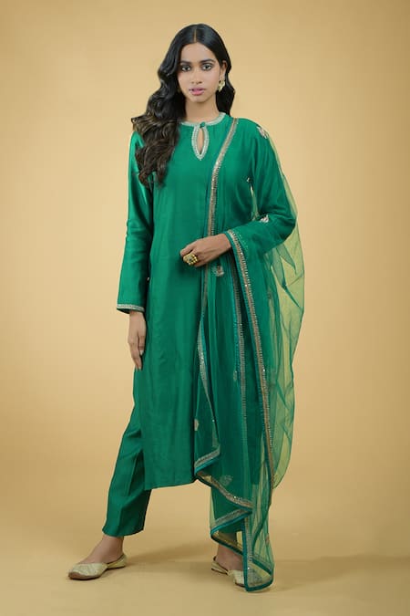 Talking Threads Green Dupatta Net, Kurta And Pant Chanderi Silk Zardozi Keyhole Set 