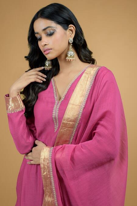 Shop Talking Threads Pink Chanderi Plain V Neck Kurta Set Online at Aza Fashions Shop_Talking Threads_Pink Chanderi Plain V Neck Kurta Set _Online_at_Aza_Fashions