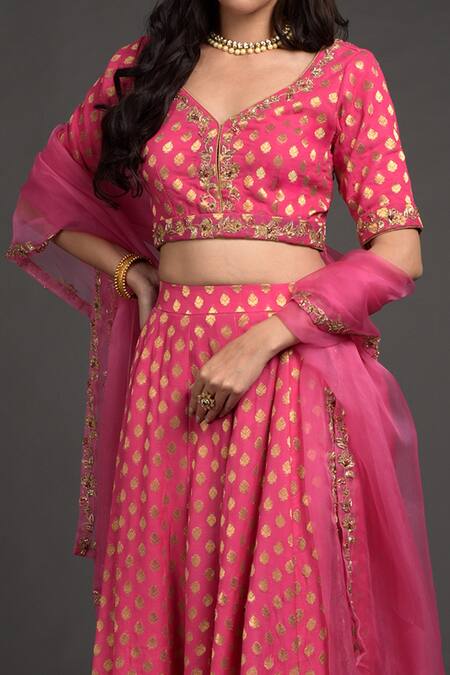 Talking Threads Pink Blouse And Lehenga Georgette & Dupatta Tulle Lining Shantoon Pattern Set Online at Aza Fashions Talking Threads_Pink Blouse And Lehenga Georgette & Dupatta Tulle Lining Shantoon Pattern Set_Online_at_Aza_Fashions