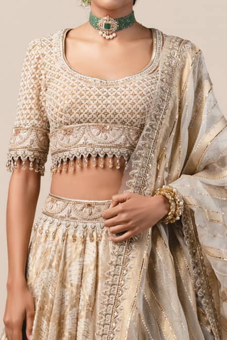 Tarun Tahiliani_White Tulle U Neck Kalidar Bridal Lehenga Set _Online_at_Aza_Fashions