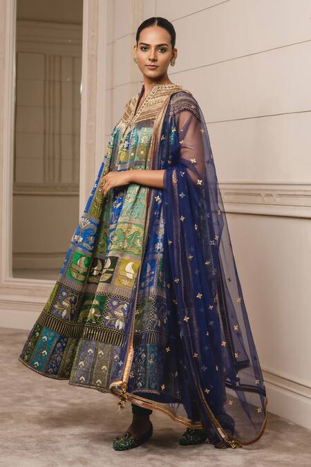 Buy_Tarun Tahiliani_Green Jacquard And Foil Jersey Sequin & Beads V Neck Woven Anarkali Set_Online_at_Aza_Fashions