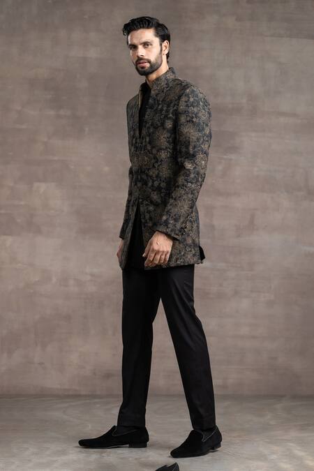 Buy_Tarun Tahiliani_Black Silk Floral Quilted Pattern Sherwani Set_Online_at_Aza_Fashions