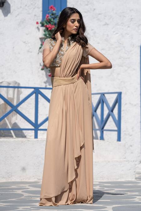 Tamaraa By Tahani Beige Net, Double Georgette Mandarin Collar Pre-draped Saree With Blouse Online at Aza Fashions Tamaraa By Tahani_Beige Net, Double Georgette Mandarin Collar Pre-draped Saree With Blouse _Online_at_Aza_Fashions