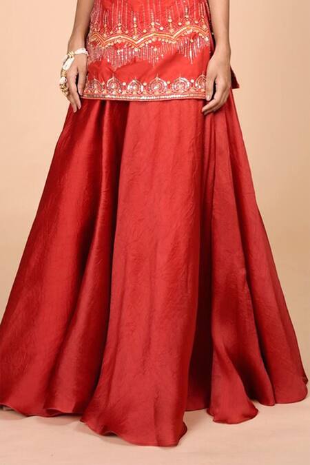 Tamaraa By Tahani_Red Satin Organza, Silk Taffeta Sweetheart Neck Embroidered Kurta Lehenga Set_at_Aza_Fashions