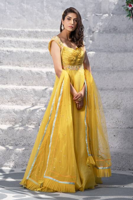Tamaraa By Tahani Yellow Organza, Silk Taffeta Sweetheart Neck Embroidered Anarkali With Dupatta Online at Aza Fashions Tamaraa By Tahani_Yellow Organza, Silk Taffeta Sweetheart Neck Embroidered Anarkali With Dupatta _Online_at_Aza_Fashions