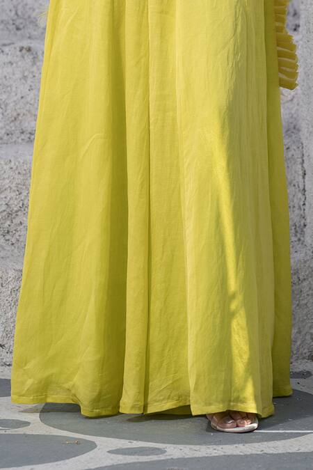 Shop_Tamaraa By Tahani_Green Organza, Linen Satin, Silk Taffeta V Neck Embroidered Kurta Set _Online_at_Aza_Fashions