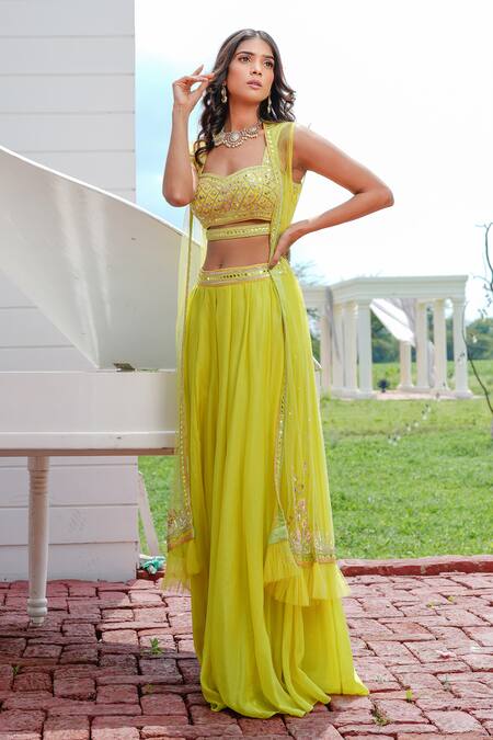 Shop_Tamaraa By Tahani_Green Silk, Net Sweetheart Neck Embroidered Jacket And Lehenga Set _Online_at_Aza_Fashions