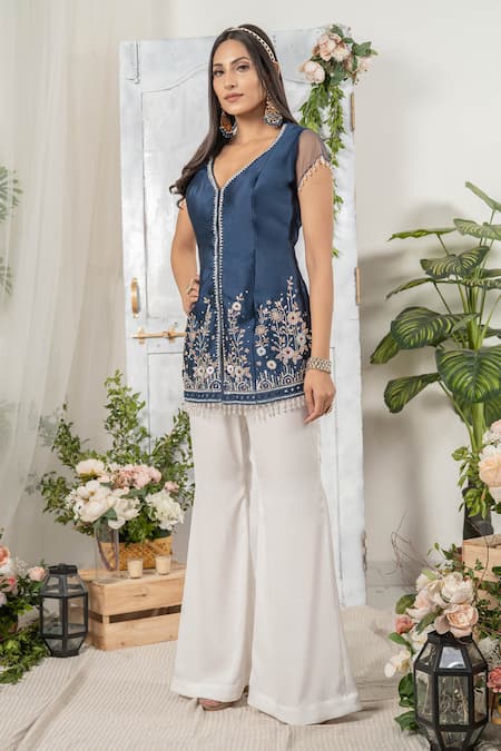 Tamaraa By Tahani Blue Tafetta Silk And Crepe V Neck Embroidered Jacket & Pant Set 