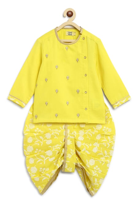 Tiber Taber_Yellow Satin, Embroidery Floral Kurta Set _Online_at_Aza_Fashions