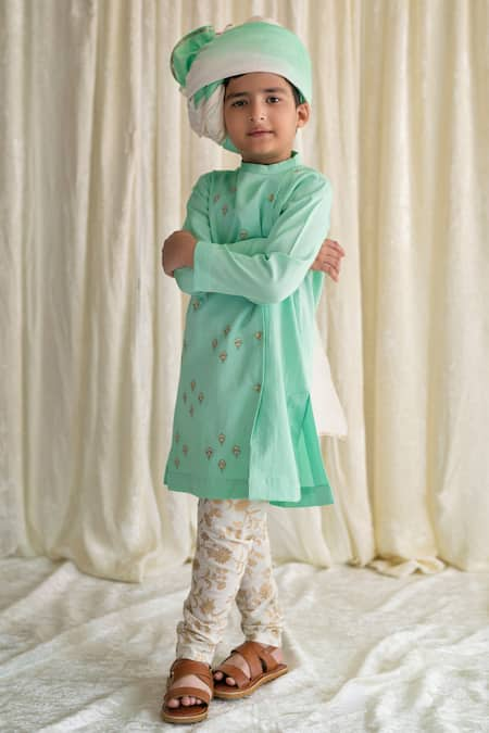 Tiber Taber Floral Embroidered Kurta Set 