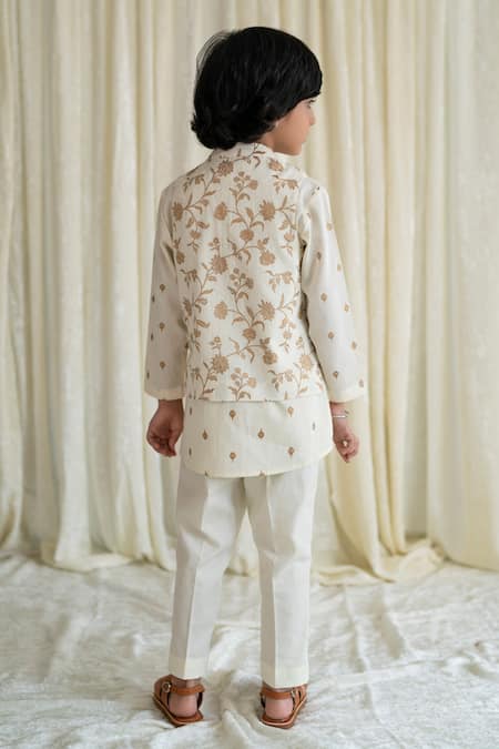 Tiber Taber Floral Print Bundi Kurta Set 