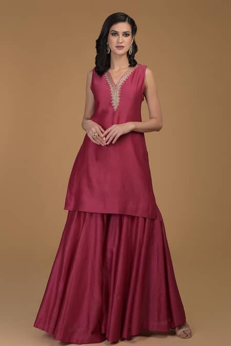 Buy Talking Threads Red Dupatta- Net, Kurta, Pant- Chanderi Floral, Zardozi V Neck Gharara Set Online at Aza Fashions Buy_Talking Threads_Red Dupatta- Net, Kurta, Pant- Chanderi Floral, Zardozi V Neck Gharara Set _Online_at_Aza_Fashions