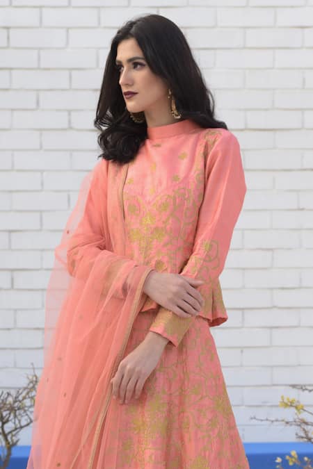 Talking Threads Peach Raw Silk High Neck Embroidered Short Kurta And Lehenga Set at Aza Fashions Talking Threads_Peach Raw Silk High Neck Embroidered Short Kurta And Lehenga Set _at_Aza_Fashions