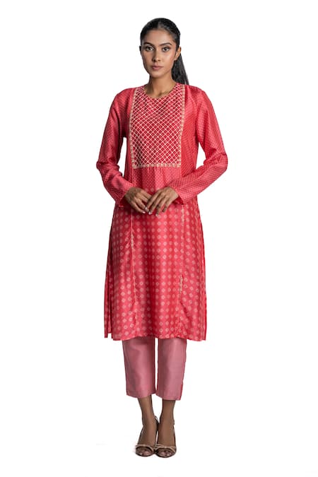 Krishna Mehta Chanderi Kurta & Pant Set 