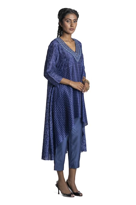Krishna Mehta_Blue Tunic Chanderi And Pant Viscose Cotton Block Print & Thread V Neck & Set_Online_at_Aza_Fashions