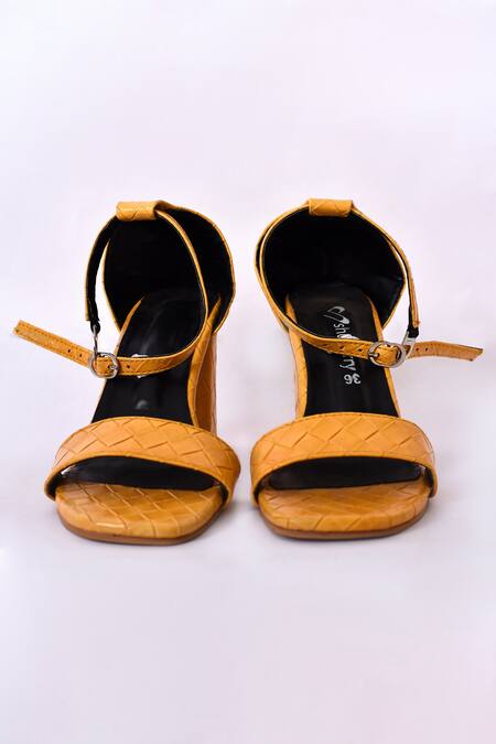 Nayaab By Aleezeh Yellow Pleated Block Heels 2