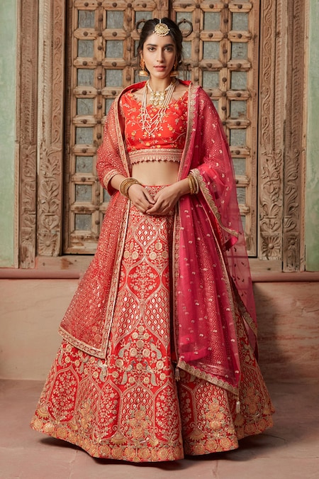 Red Dola Silk Bridal Lehenga – Vasansi Jaipur