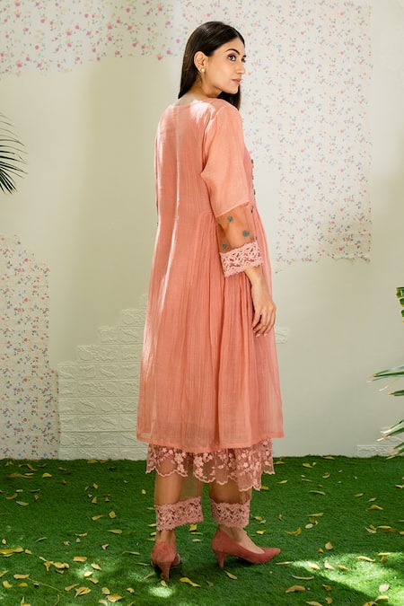 Georgette Boat Neck Kurti With Pant – The Chikan Company