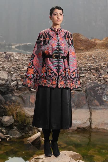 Neiza By Neeti Seth_Black Floral Thread Embroidered Cashmere Wool Cape _Online_at_Aza_Fashions