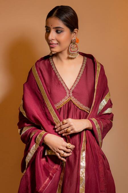 Kalakari by Akanksha Maroon Silk, Organza, Cotton Pearls, Gota Patti Chanderi Embroidered Kurta Set Online at Aza Fashions Kalakari by Akanksha_Maroon Silk, Organza, Cotton Pearls, Gota Patti Chanderi Embroidered Kurta Set _Online_at_Aza_Fashions