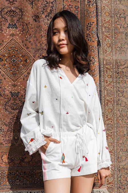 Nikasha White Cotton V Neck Embroidered Top