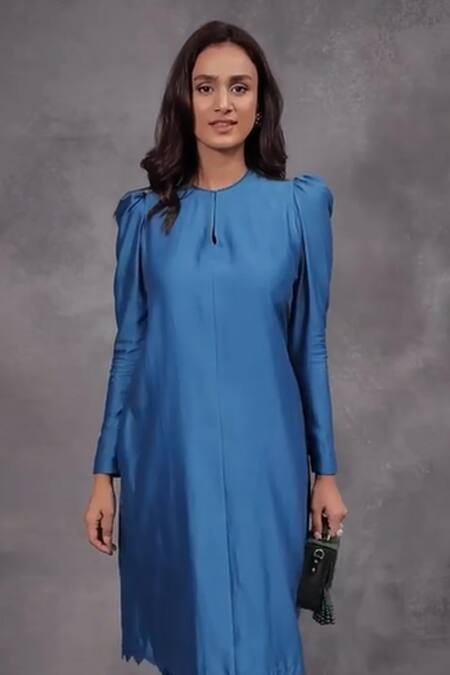 Buy Ridhi Mehra Blue Chanderi Notched Reese Kurta And Pant Set Online at Aza Fashions Buy_Ridhi Mehra_Blue Chanderi Notched Reese Kurta And Pant Set _Online_at_Aza_Fashions