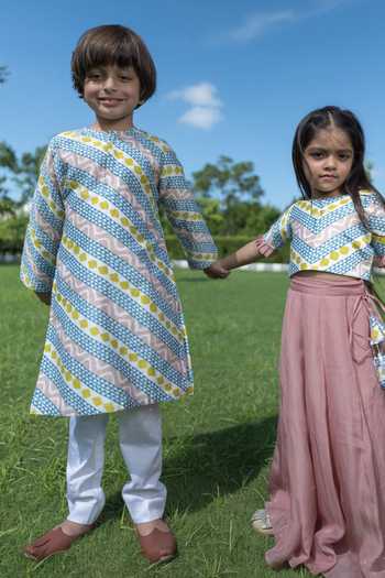 Buy Thetaa Pink Cotton, Silk, Voile Geometric Print Kurta Set Buy_Thetaa_Pink Cotton, Silk, Voile Geometric Print Kurta Set