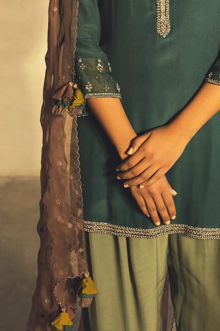 Shop Parul And Preyanka Blue Crepe, Silk Organza Round Embroidered Kurta Set at Aza Fashions Shop_Parul And Preyanka_Blue Crepe, Silk Organza Round Embroidered Kurta Set _at_Aza_Fashions