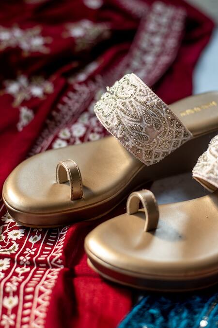 Buy Urbansway Grey Embroidery Basra Strap Wedges Online at Aza Fashions Buy_Urbansway_Grey Embroidery Basra Strap Wedges _Online_at_Aza_Fashions