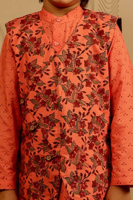 Tiny Colour Peach Cotton, Silk Block Print Bundi Kurta Set at Aza Fashions Tiny Colour_Peach Cotton, Silk Block Print Bundi Kurta Set _at_Aza_Fashions