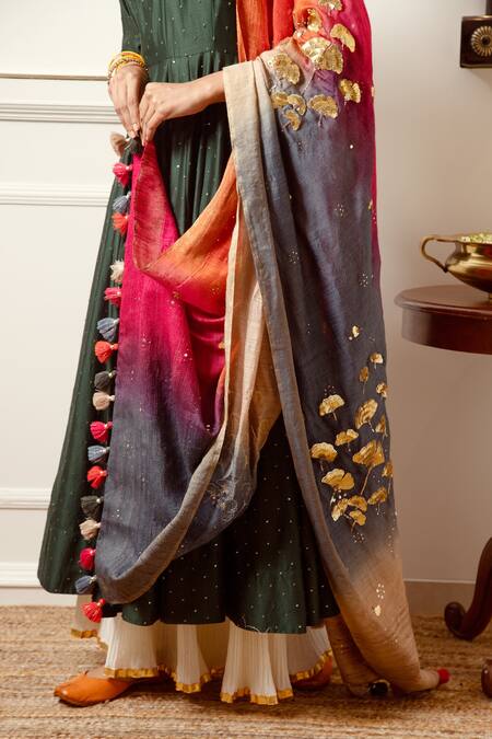 Loka By Veerali Raveshia_Green Chanderi Silk, Tussar Silk, Cotton Mul Mirror, Sequin, Kalidar Kurta Set _Online_at_Aza_Fashions