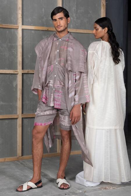 Urvashi Kaur Grey Kota Cotton Tie And Dye Jacket Online at Aza Fashions Urvashi Kaur_Grey Kota Cotton Tie And Dye Jacket _Online_at_Aza_Fashions