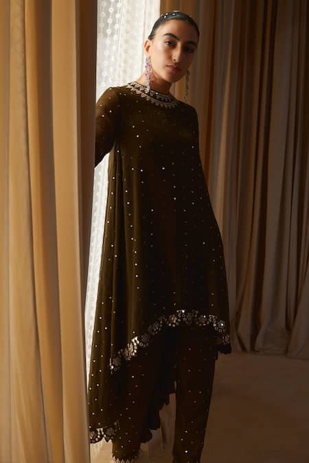 Buy_Vvani By Vani Vats_Green Georgette, Lining Silk Blend Mirror Work Embroidered Kurta And Pant Set _Online_at_Aza_Fashions
