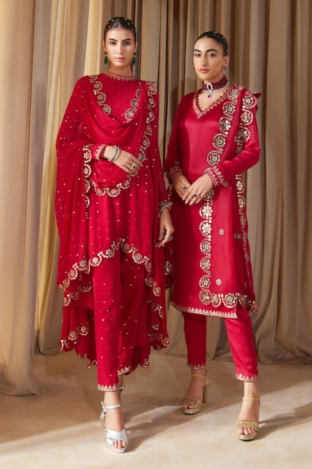 Shop_Vvani by Vani Vats_Red Dupatta Organza, Kurta And Pant Chiffon, Lining Straight Set _at_Aza_Fashions