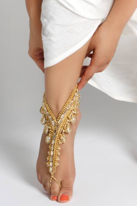 Vaidaan_Gold Plated Pearls, Beads, Stones, Sequins Devarya Seashell Anklet - Set Of 2_Online_at_Aza_Fashions
