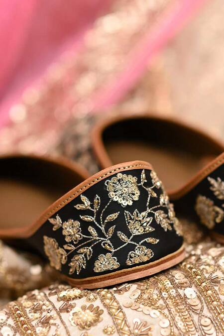 Coral Haze_Black Sequin Valerie Floral Jaal Embroidered Juttis _Online_at_Aza_Fashions