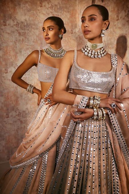 Vvani By Vani Vats Beige Georgette, Satin, Organza Linear Pattern Embellished Bridal Lehenga Set at Aza Fashions Vvani By Vani Vats_Beige Georgette, Satin, Organza Linear Pattern Embellished Bridal Lehenga Set _at_Aza_Fashions