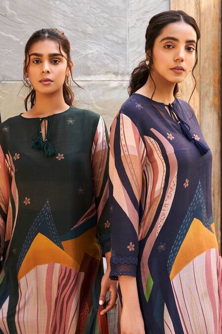 Shop_Varun Bahl_Blue Chanderi Printed Abstract Garden Crew Neck With Keyhole Kurta And Trouser Set_Online_at_Aza_Fashions