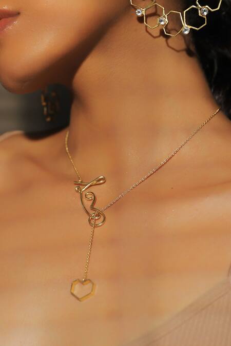 Varnika Arora_Gold Plated Heart Pendant Threader Necklace_Online_at_Aza_Fashions